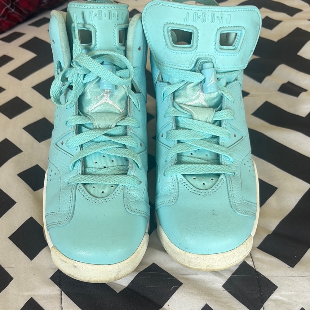 Jordan 8 retro Pantone (gs)